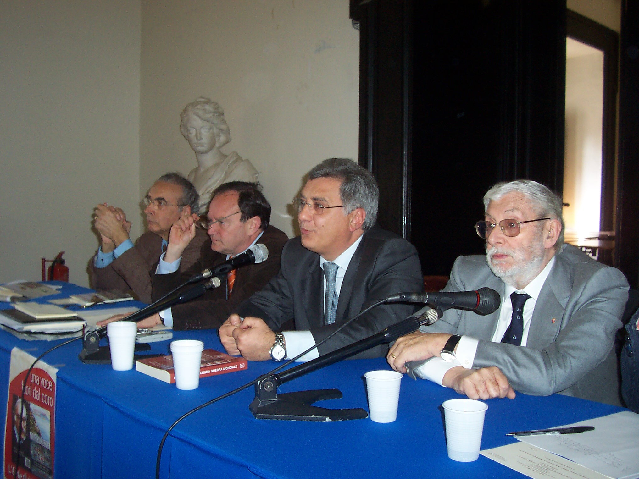 Presentazione del libro Napolitamo, di Giannino Di Stasio - Sala dei Baroni, Napoli, 6 aprile 2008: intervento di Carlo Lamura